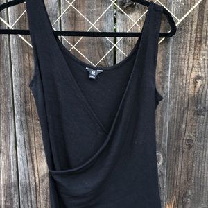 Black Guess Wrap Top 🖤